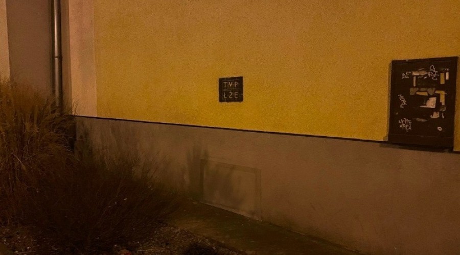 Akt wandalizmu w Nowym Dworze Gdańskim. (2)