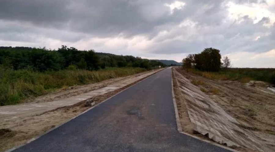 ścieżka rowerowa po wale zalewu wiślanego krynica morska4