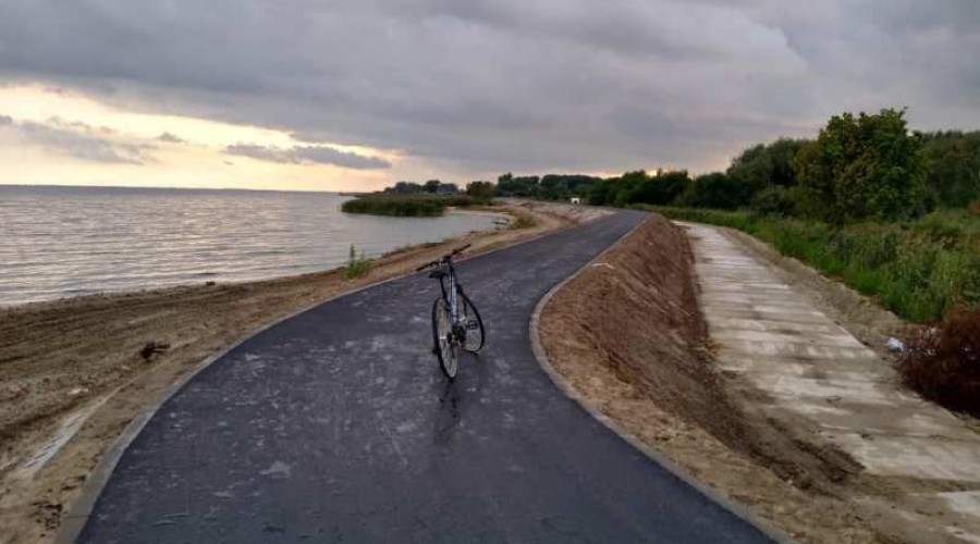 ścieżka rowerowa po wale zalewu wiślanego krynica morska5