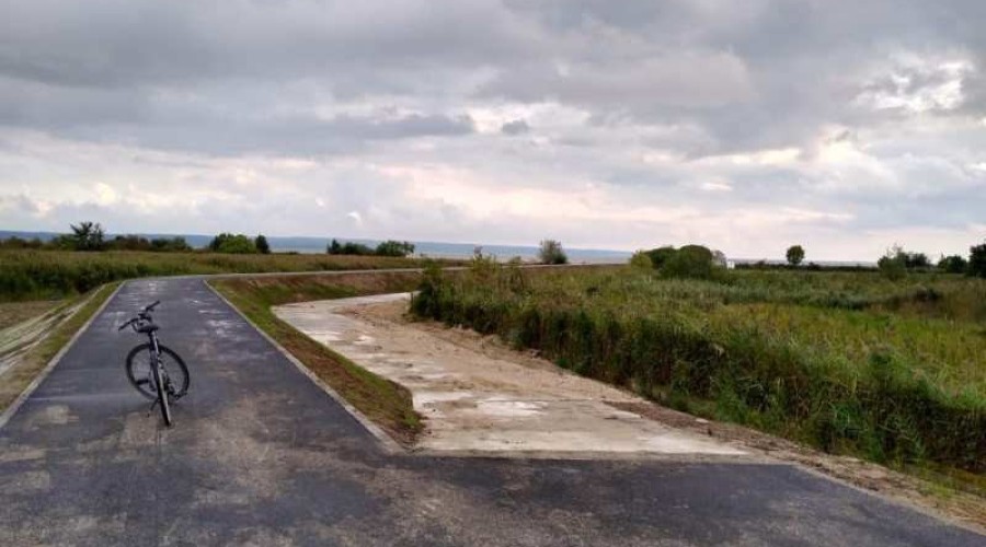ścieżka rowerowa po wale zalewu wiślanego krynica morska8