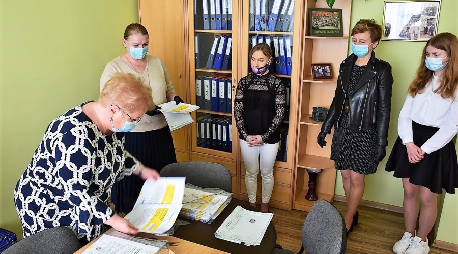 Matura 2021 w Zespole Szkół. Pierwszy dzień zmagań (2)