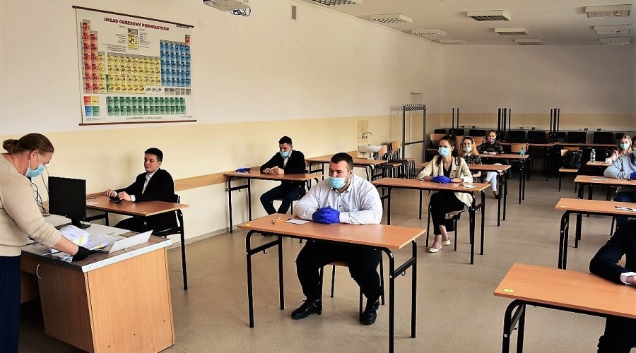 Matura 2021 w Zespole Szkół. Pierwszy dzień zmagań (3)