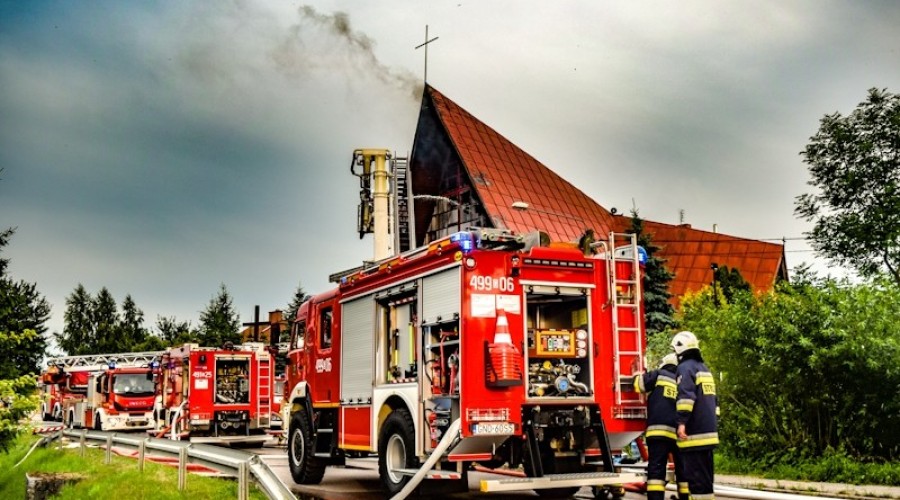 pożar kościoła kępki27