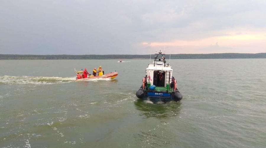 Człowiek za burtą. Akcja ratunkowa na Zalewie Wiślanym (5)