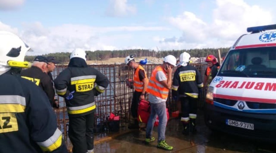 wypadek na przekopie mierzei 