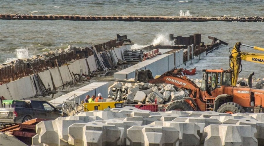 wypadek na przekopie mierzei (14)