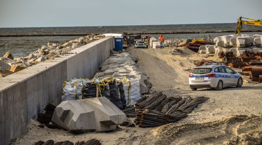 wypadek na przekopie mierzei (7)