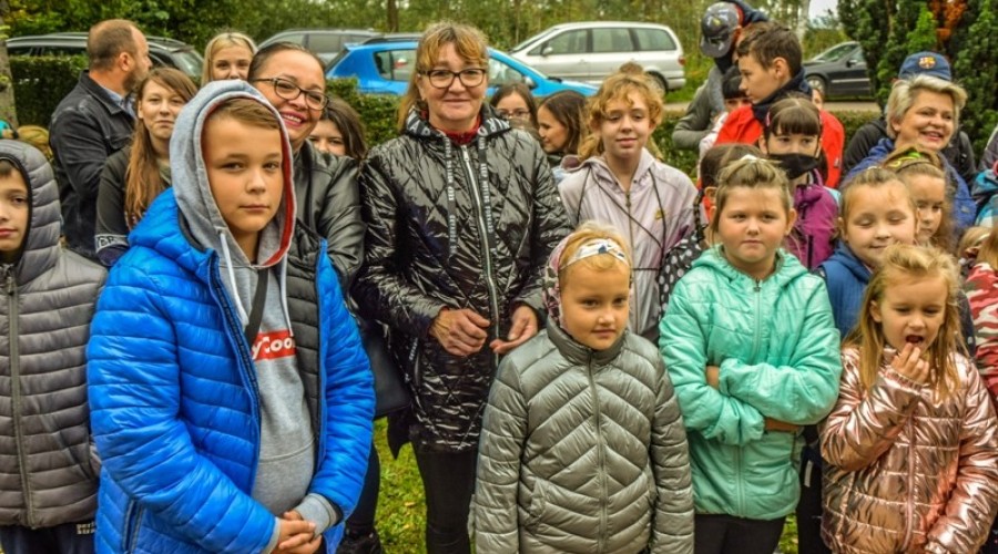 Otwarcie placu zabaw i festyn rodzinny w Tujsku (14)