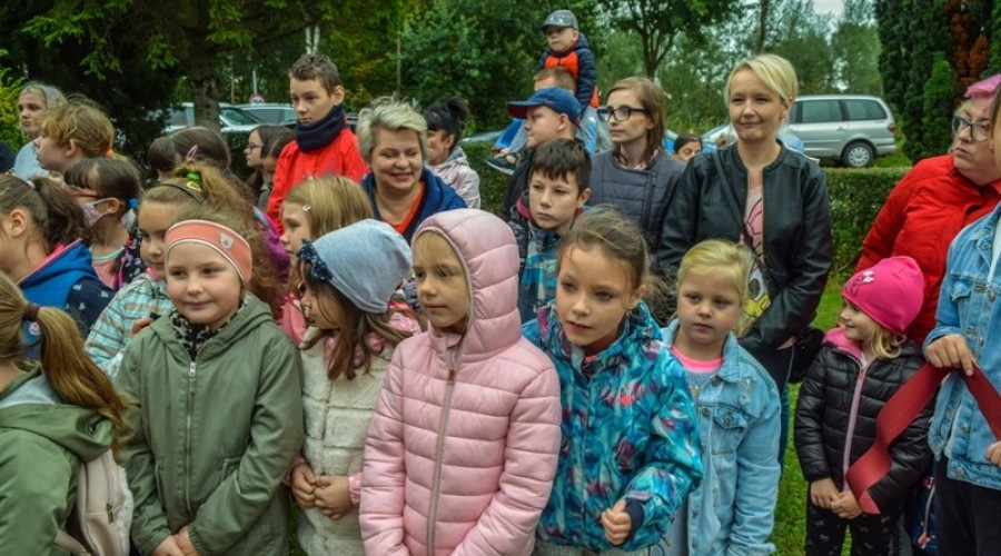 Otwarcie placu zabaw i festyn rodzinny w Tujsku (17)