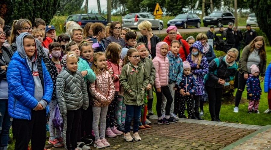 Otwarcie placu zabaw i festyn rodzinny w Tujsku (3)