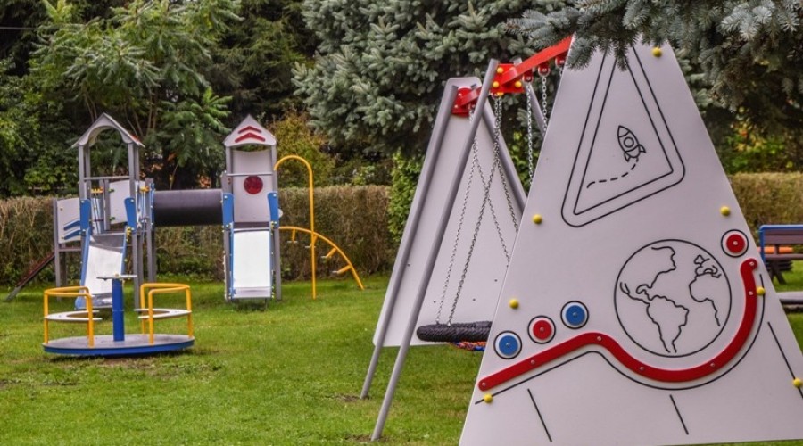 Otwarcie placu zabaw i festyn rodzinny w Tujsku (30)