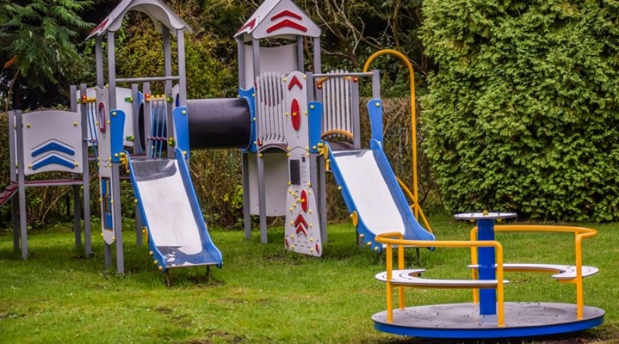 Otwarcie placu zabaw i festyn rodzinny w Tujsku (33)