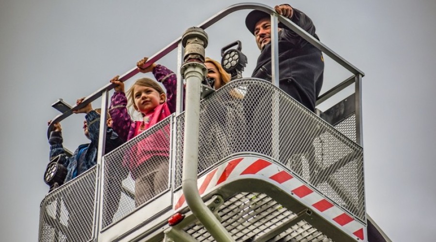 Otwarcie placu zabaw i festyn rodzinny w Tujsku (56)