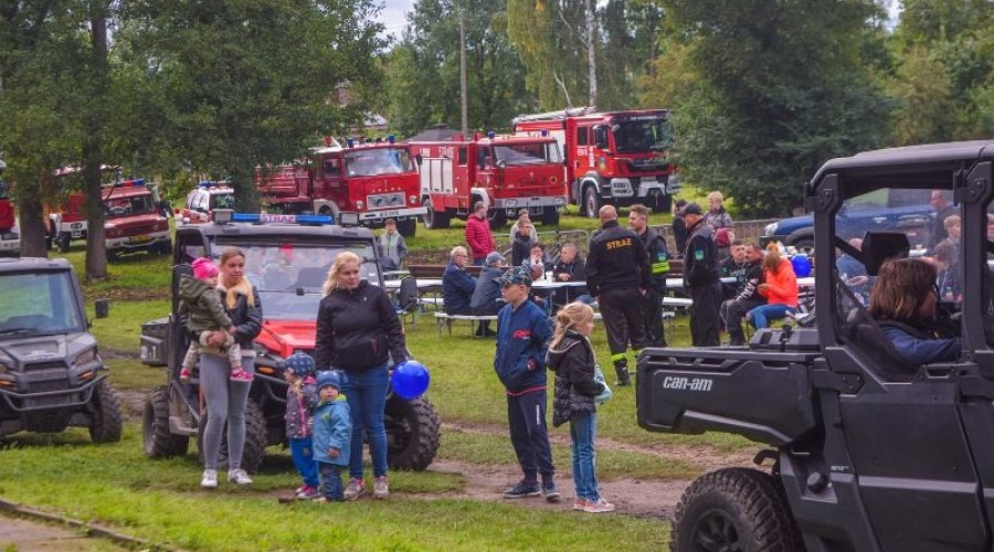 festyn charytatywny Drewnica0102