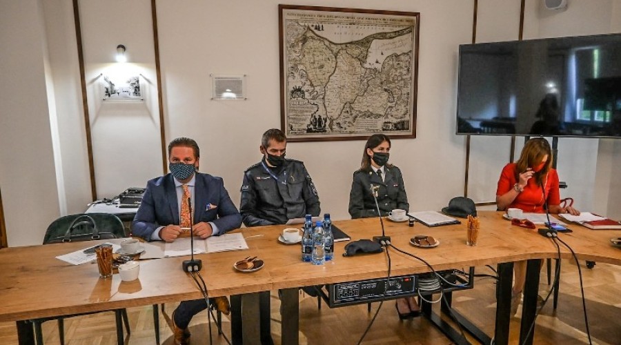 Powiat Nowodworski. Posiedzenie Komisji Bezpieczeństwa i Porządku (1)