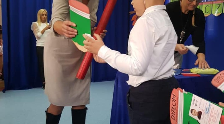 pasowanie na ucznia jantar (7)