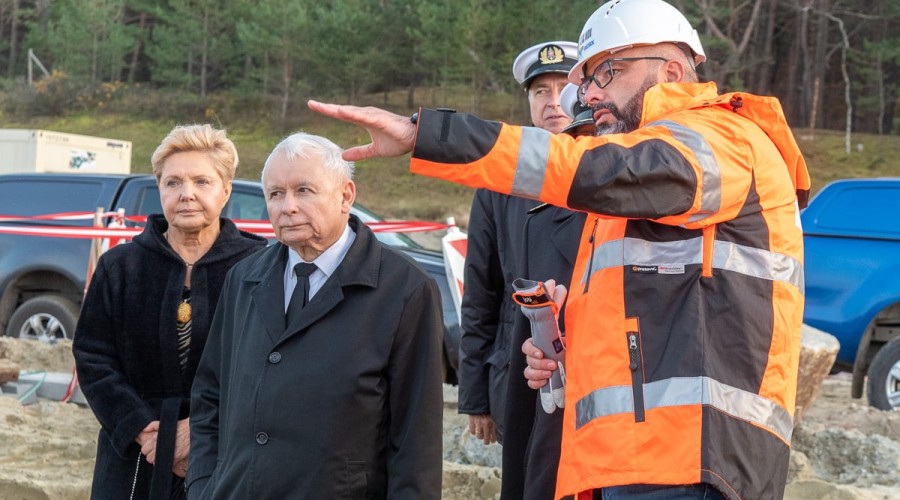 248951388_242663501237381_2063651021897045409_n