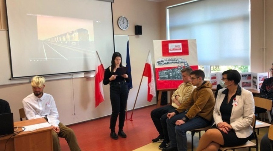 Święto Niepodległości w zespole szkół (11)