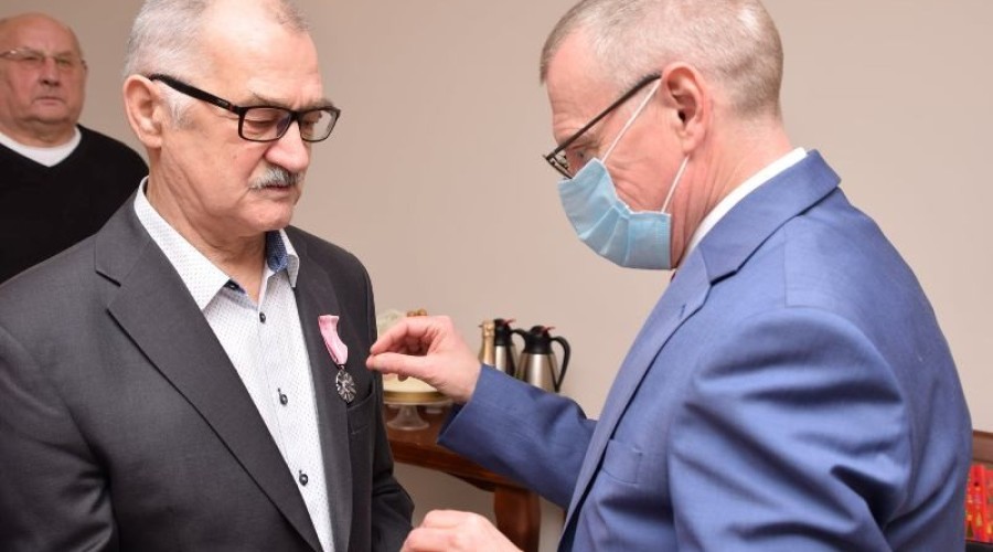 Państwo Wanda i Ryszard Miszewscy świętują Złote Gody3