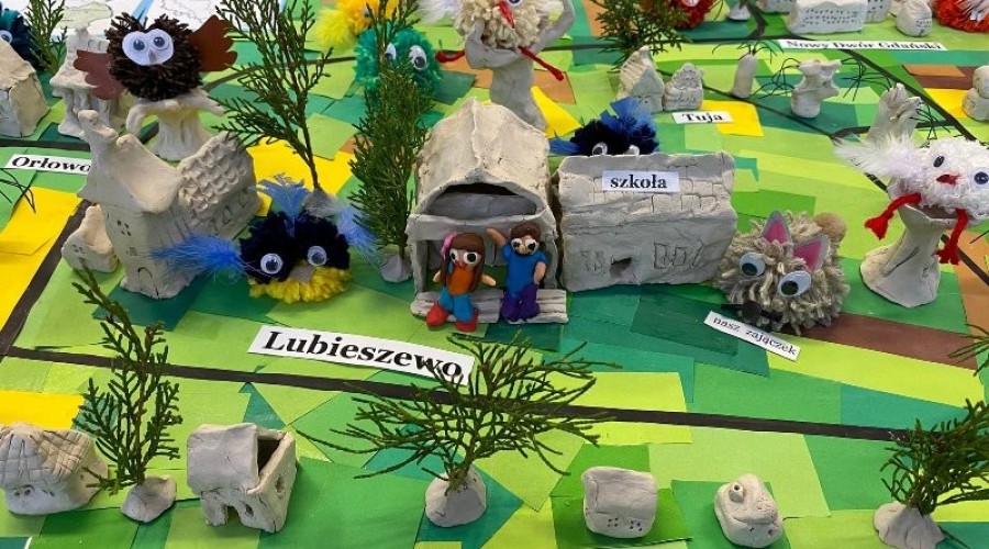Wyróżnienie w ogólnopolskim konkursie „Mapa małej ojczyzny” dla szkoły podstawowej w Lubieszewie.1