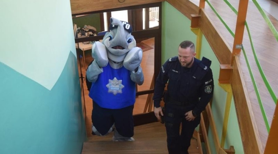 policjanci dla uchodźców01