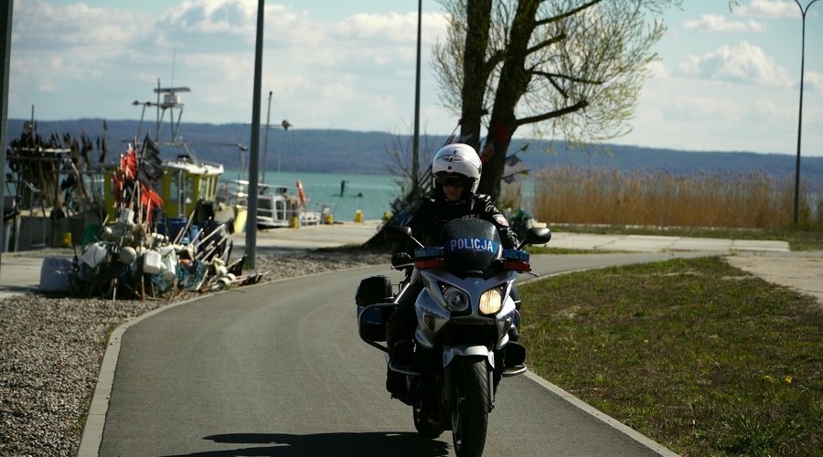 5NDG- motocykl_ Majówka