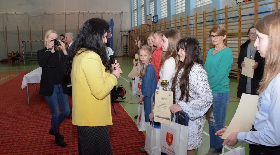 VI Powiatowy Konkurs Piosenki Angielskiej (16)