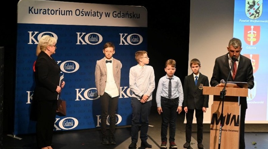 laureaci powiatu nowodworskiego (2)