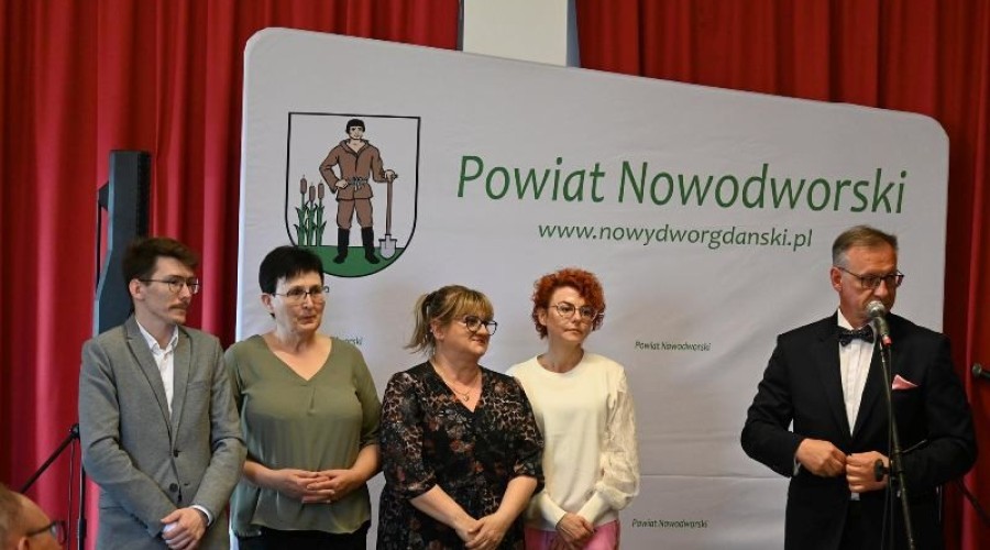 nagrody starosty nowodworskiego 202006