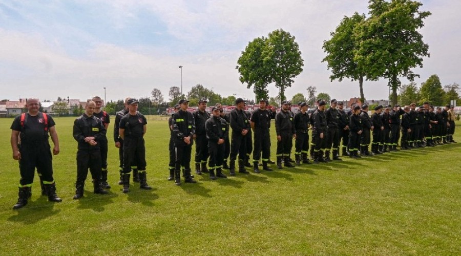 OSP Nowa Kościelnica najlepszą druzyna w powiecie nowodworskim.004