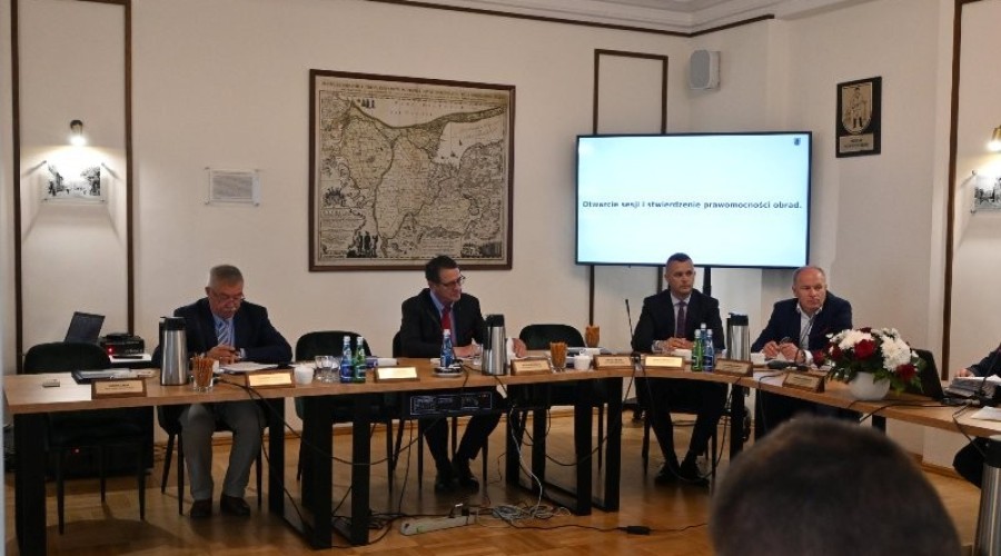 absolutorium powiat nowodworski6