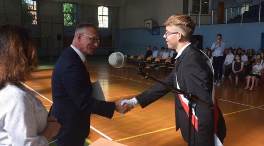 liceum nowy dwór gd zakonczenie roku szkolnego040