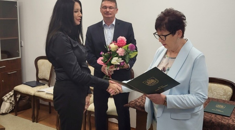 Wręczenie aktów powierzenia dyrektorom szkół6