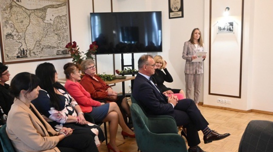 Nowy Dwór Gdański. Nagrody dla nauczycieli10