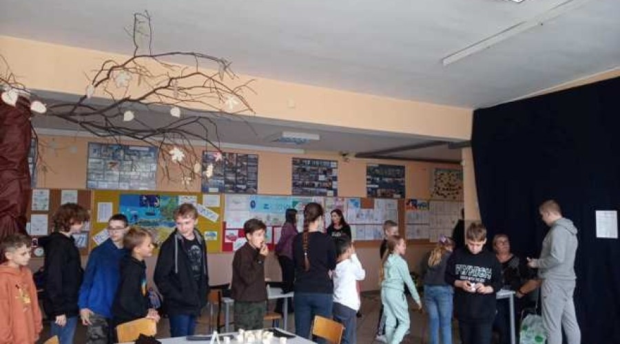 Oliwier Demidiuk zwycięzcą III turnieju Rummikub w Mikoszewie03