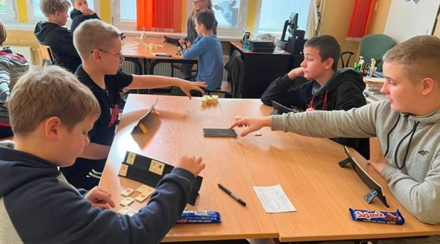 Oliwier Demidiuk zwycięzcą III turnieju Rummikub w Mikoszewie27