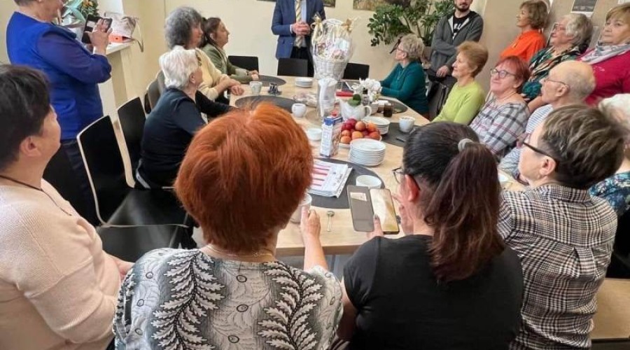 klub seniora starosta gross1