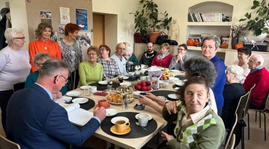 klub seniora starosta gross4