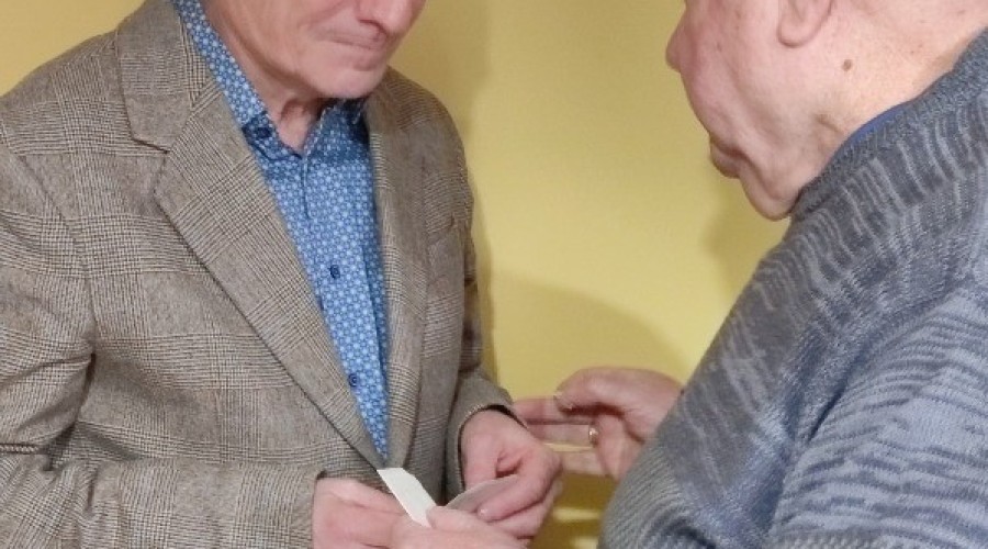 Wigilijne spotkanie uczestników Warsztatów Terapii Zajęciowej.  (15)