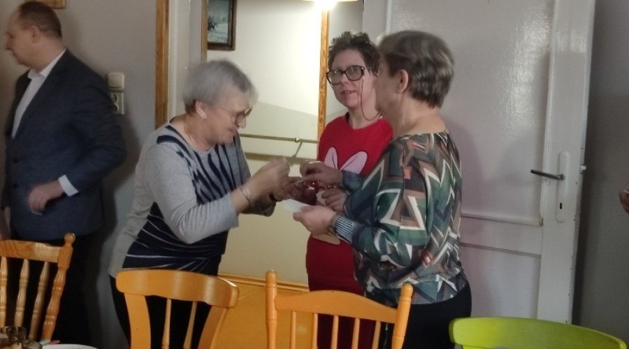 Wigilijne spotkanie uczestników Warsztatów Terapii Zajęciowej.  (20)