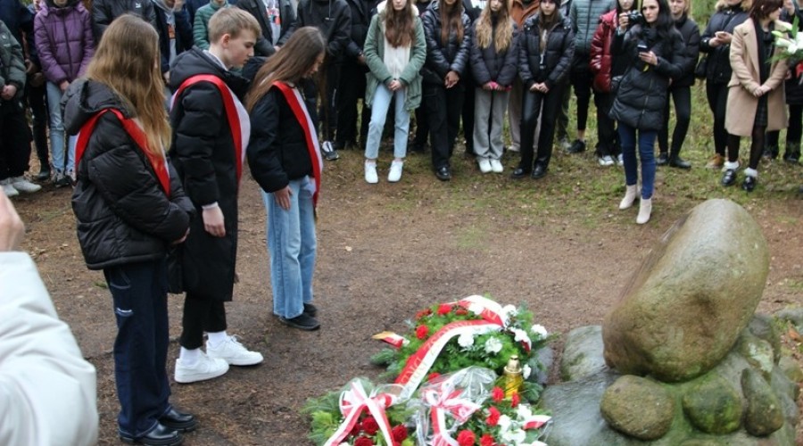 zastrzeleni w lesie muzeum stutthof17