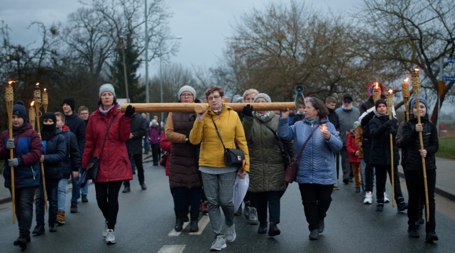 stegna droga krzyzowa 31 03 2023 (12)