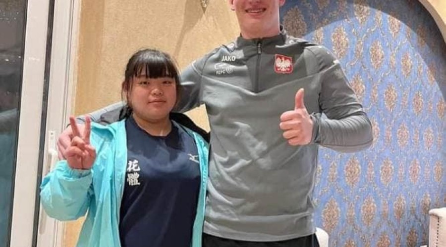 WOJTEK PIOTROWSKI  (4)