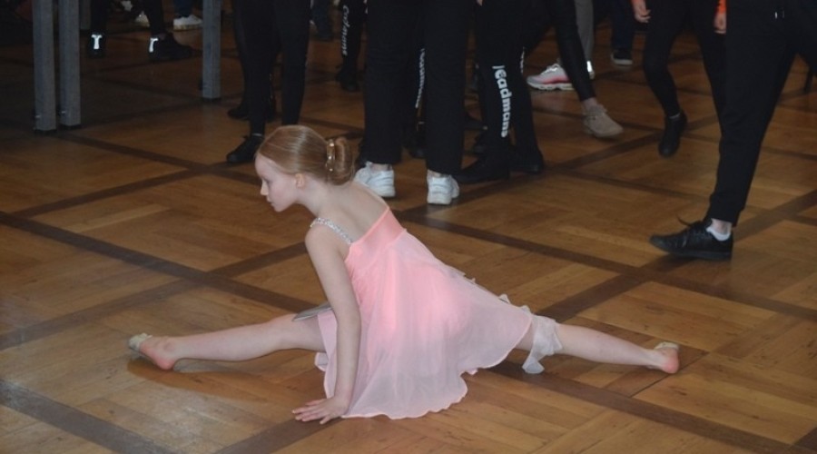 białobrzeski spring dance (1)