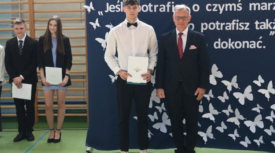zakonczenie roku szkolnego maturzysci lo ndg13