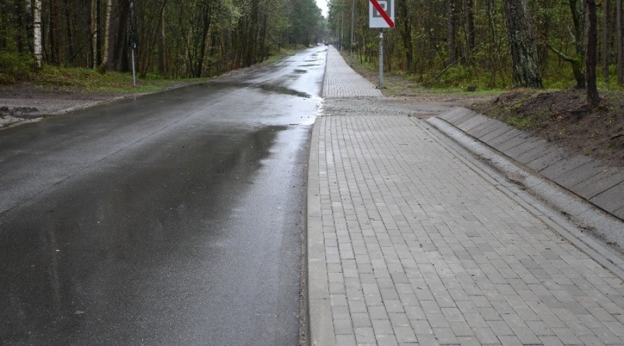 przebudowa chodnika przy drodze powiatowej nr 2326G ul. Morskiej zakończona. (1)