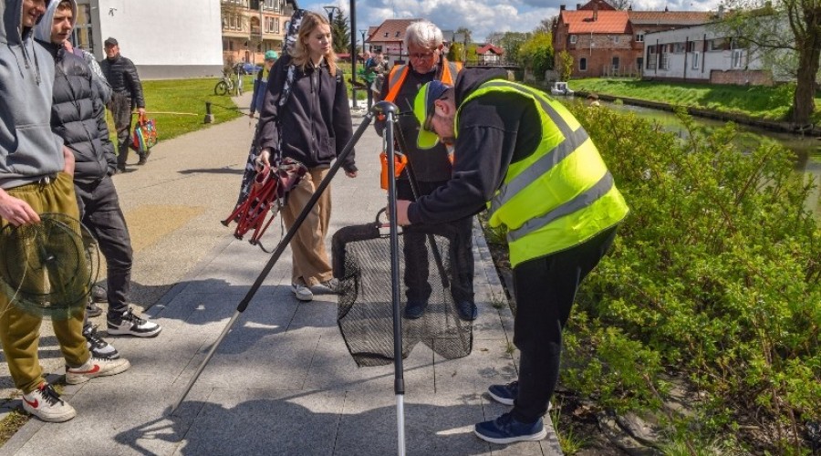 Zawody wędkarskie dla dzieci młodzieży (143)