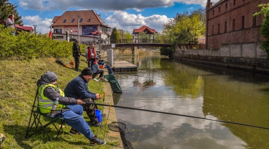 Zawody wędkarskie dla dzieci młodzieży (178)