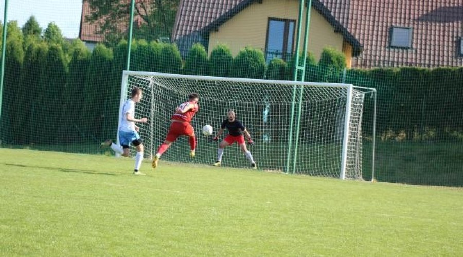 Niestety przegrywamy spotkanie z drużyną KS Skorzewo.11