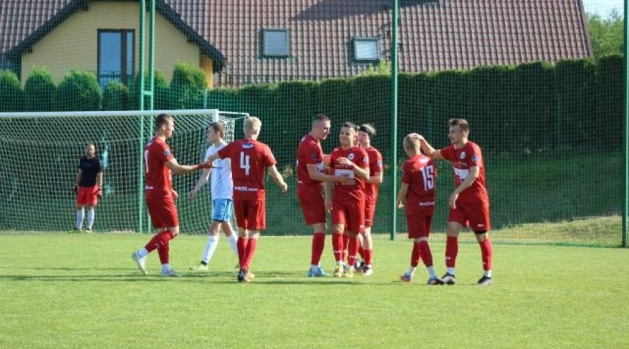 Niestety przegrywamy spotkanie z drużyną KS Skorzewo.17